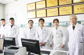 專家來(lái)到家門(mén)口|解放軍總醫(yī)院（北京301醫(yī)院）耳鼻喉科專家康夢(mèng)奎教授來(lái)我院聯(lián)合會(huì)診